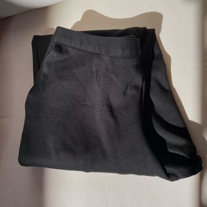 Alfred Dunner Knit Black Pant Straight Leg - Size 12 Short.